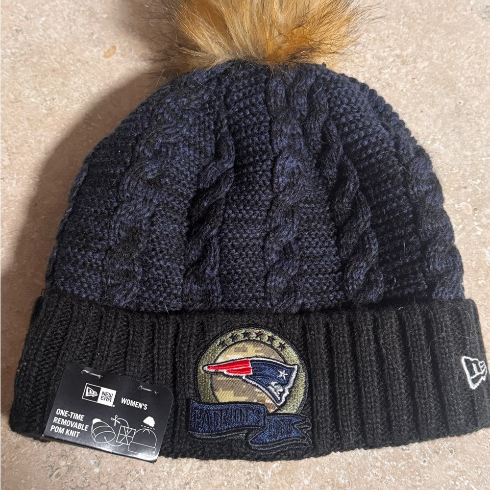 Woman’s Patriots Military New Era Winter Knit Hat